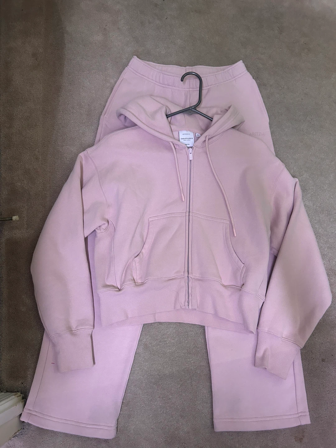 Aritzia SWEATFLEECE Cozy Fleece Joggers & Zip-Up Hoodie Set