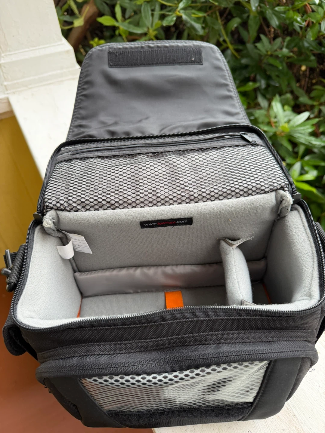 Lowepro Camera Bag - photo 3