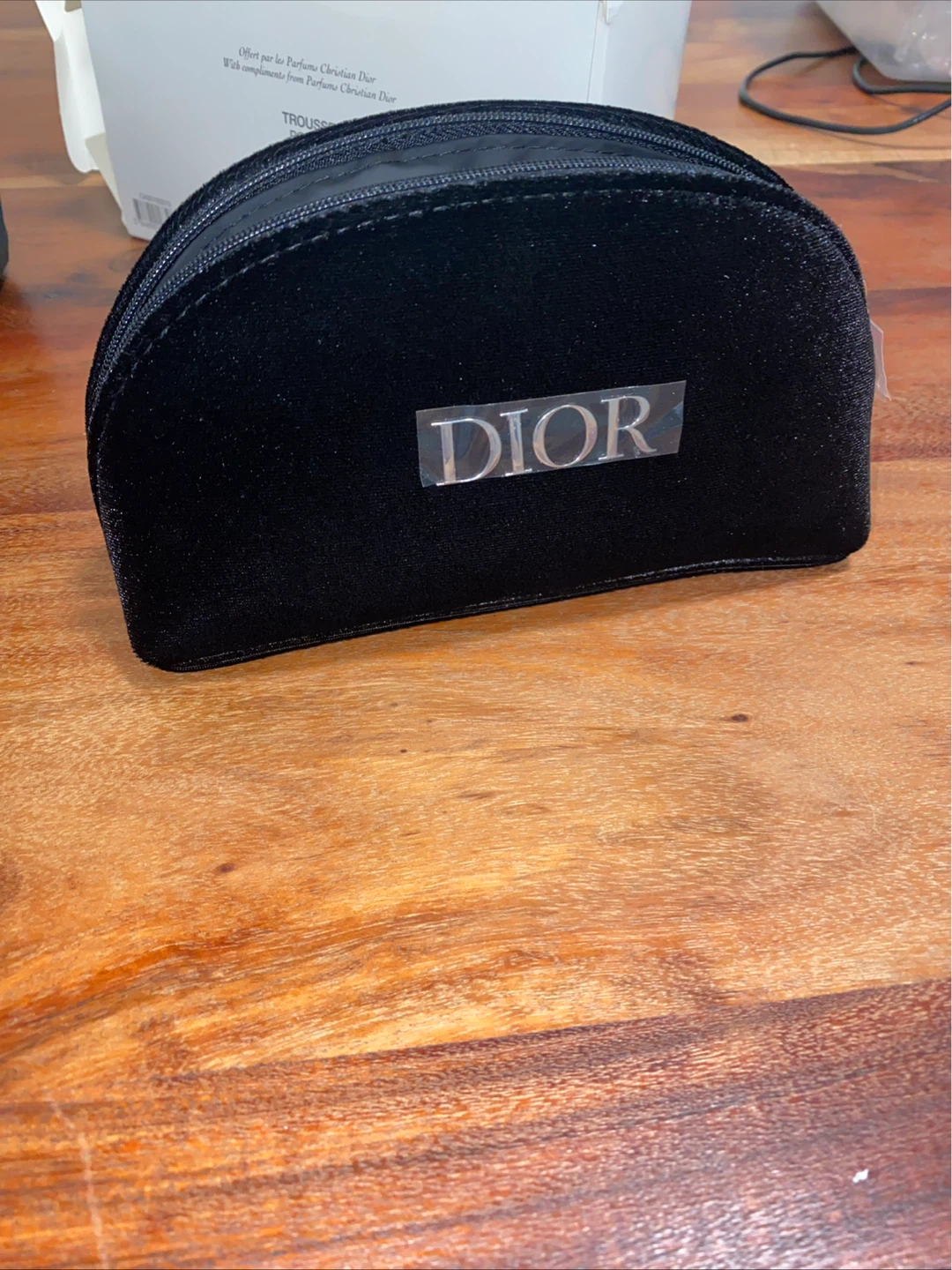 New (unused) Dior black velvety Makeup Pouch - photo 5