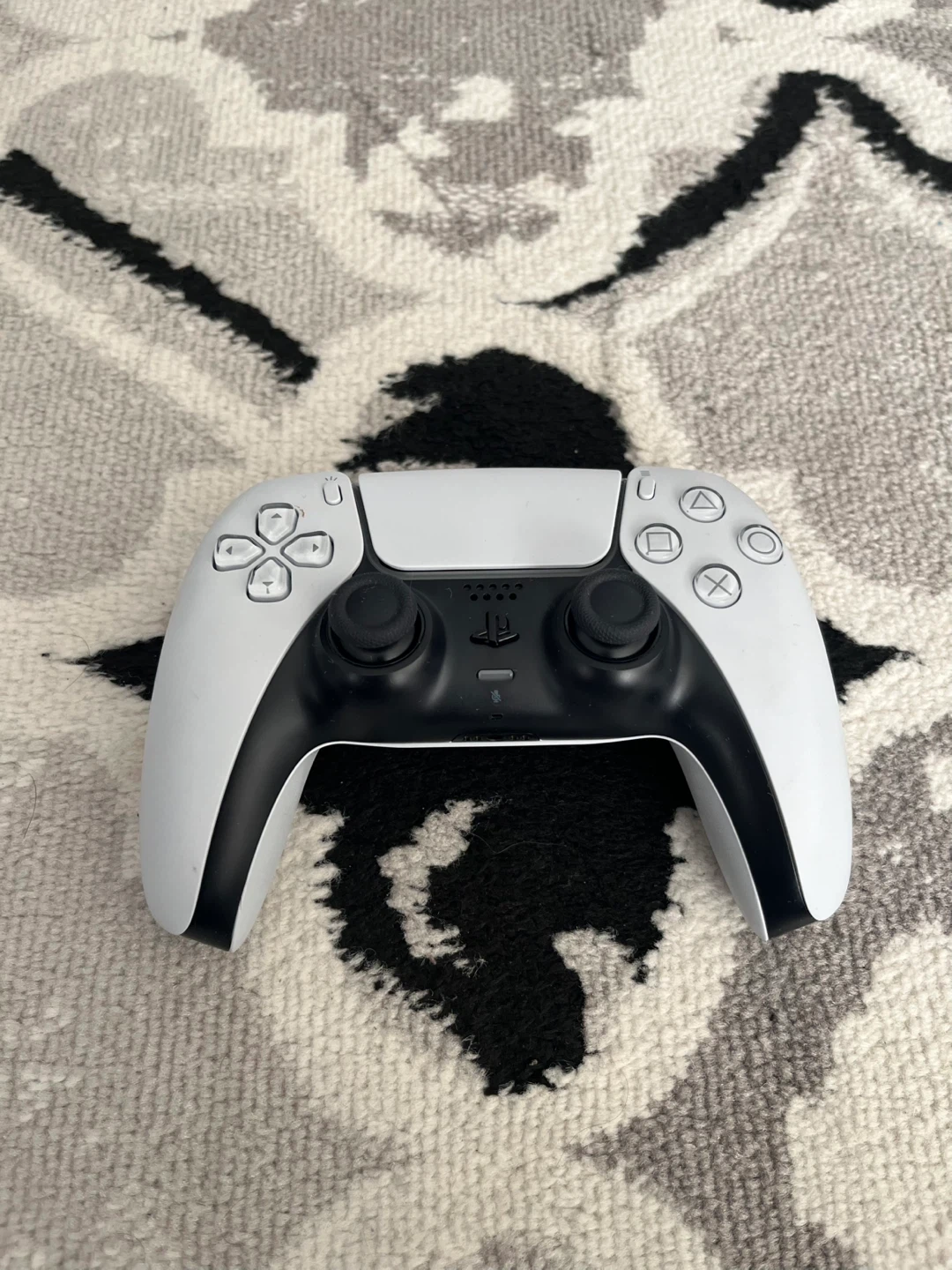 PlayStation 5 (Digital 1 TB) W/ Controller & Much More! - photo 3