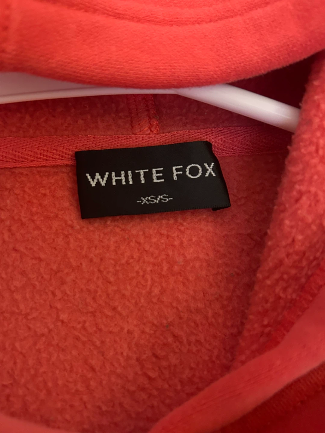 White Fox Season 7 Hoodie - photo 3
