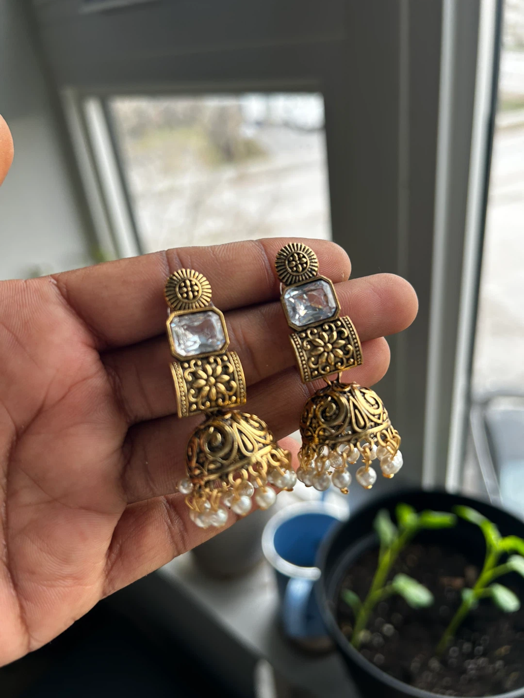 Gold- tone Jhumka Earrings with Pearls and Crystals - photo 2