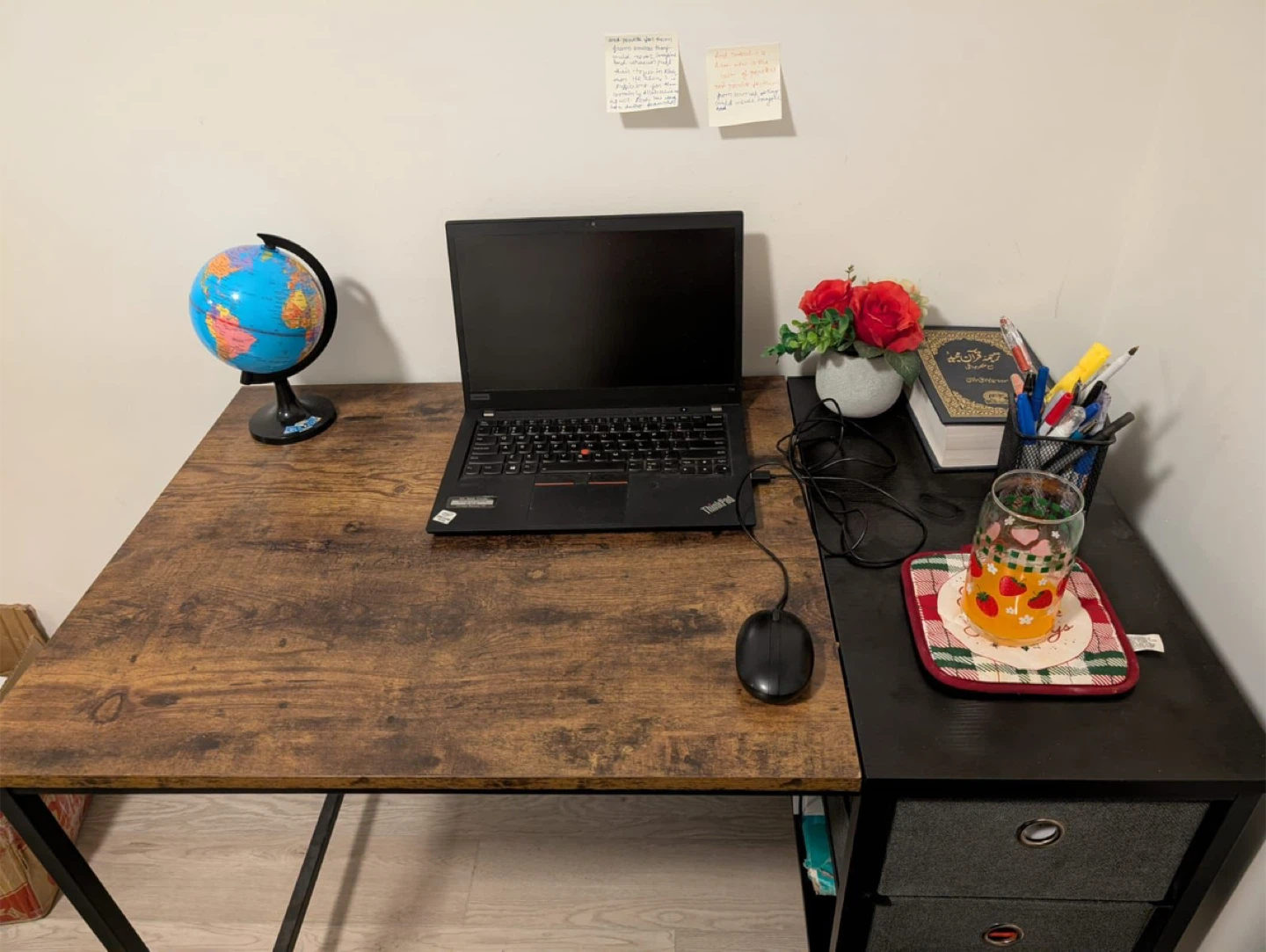 Office table - photo 2