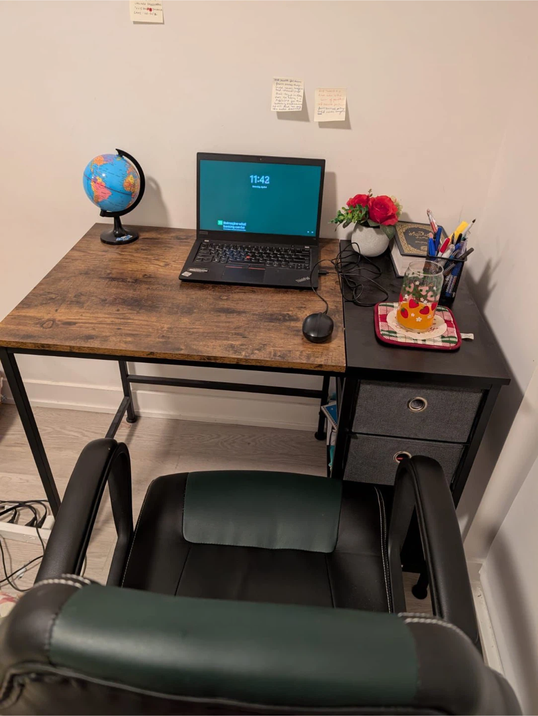 Office table - photo 3