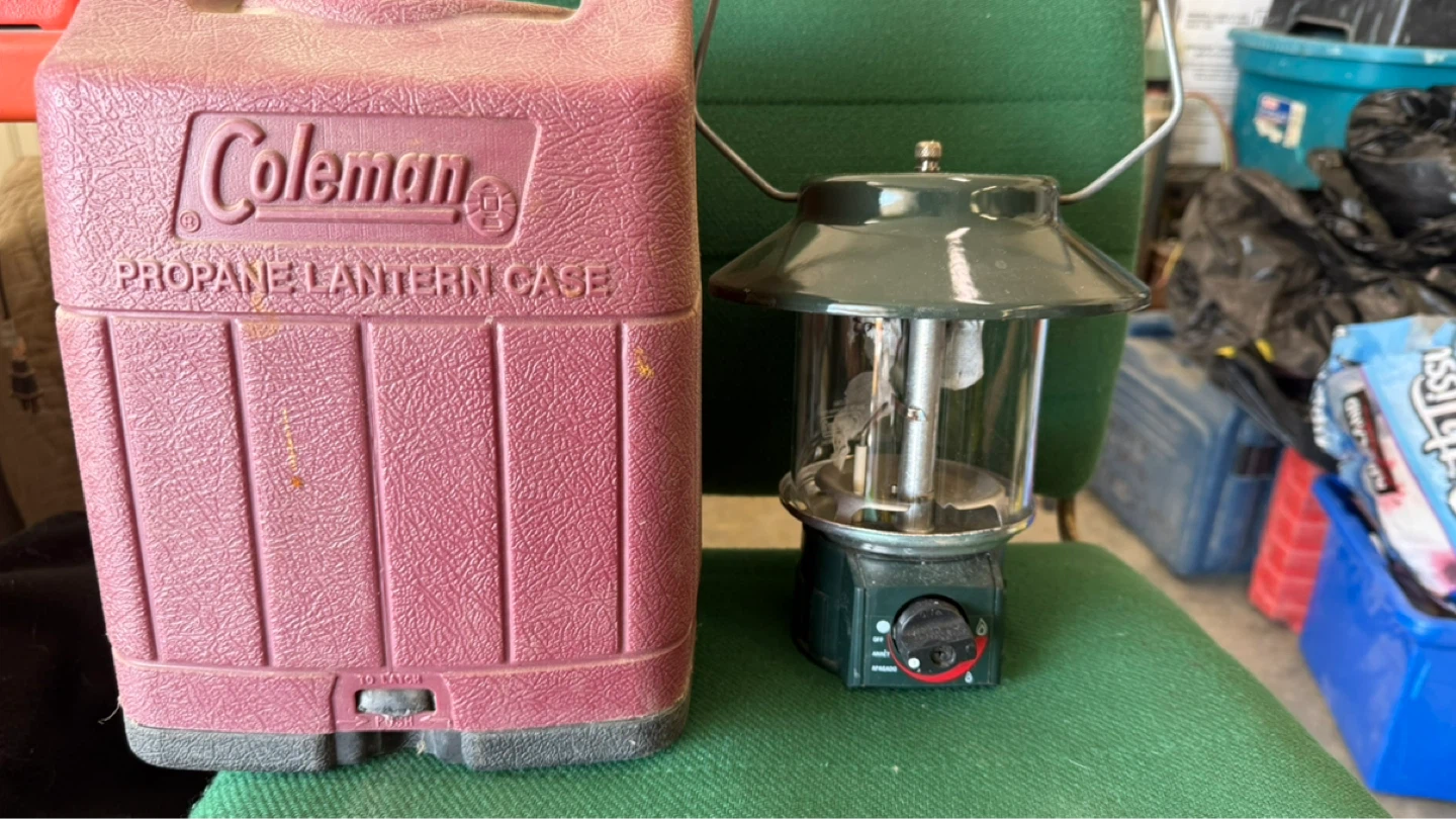 Coleman Propane Lantern with Carrying Case