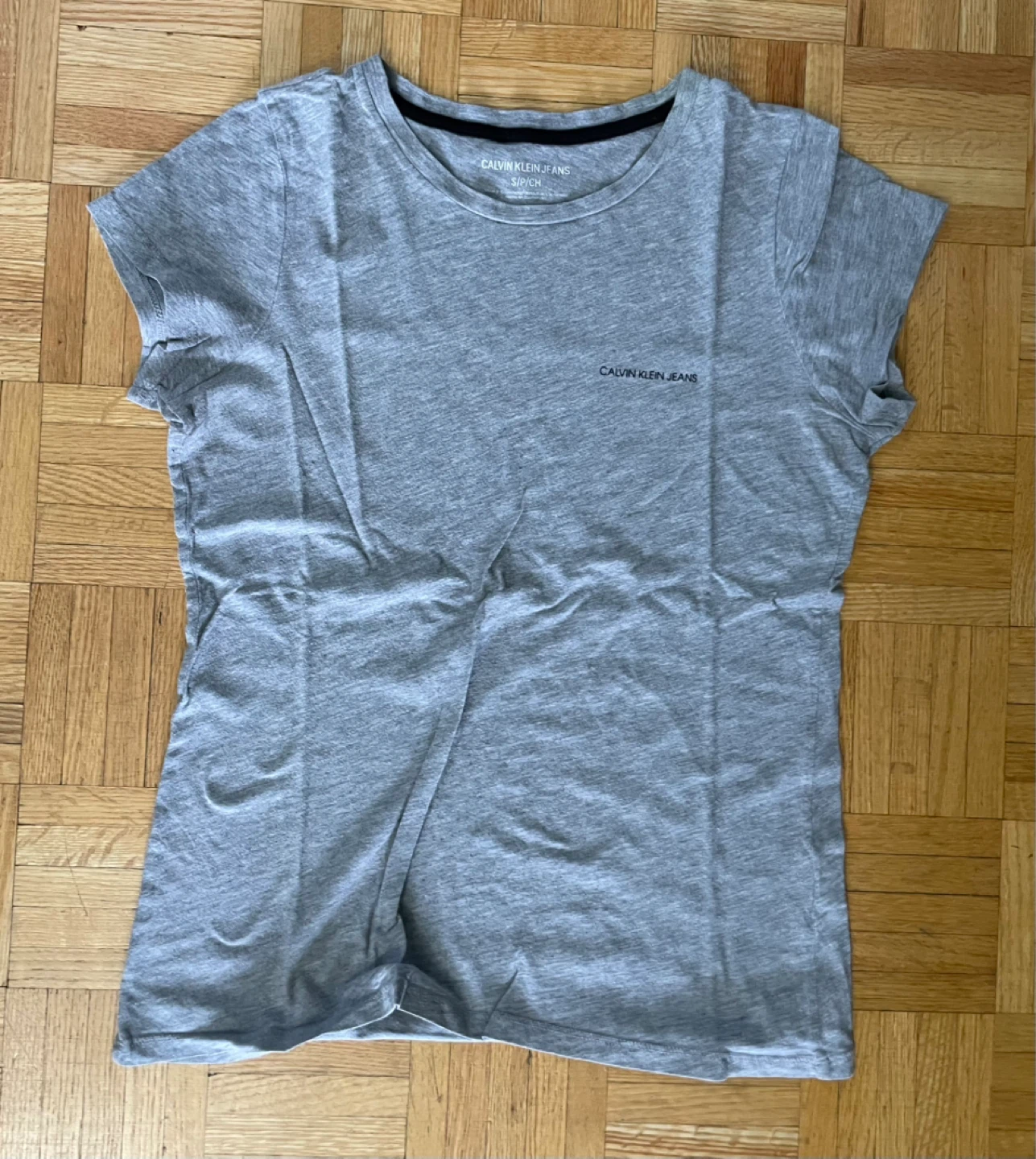 Calvin Klein Jeans Grey T-Shirt Size S/CH