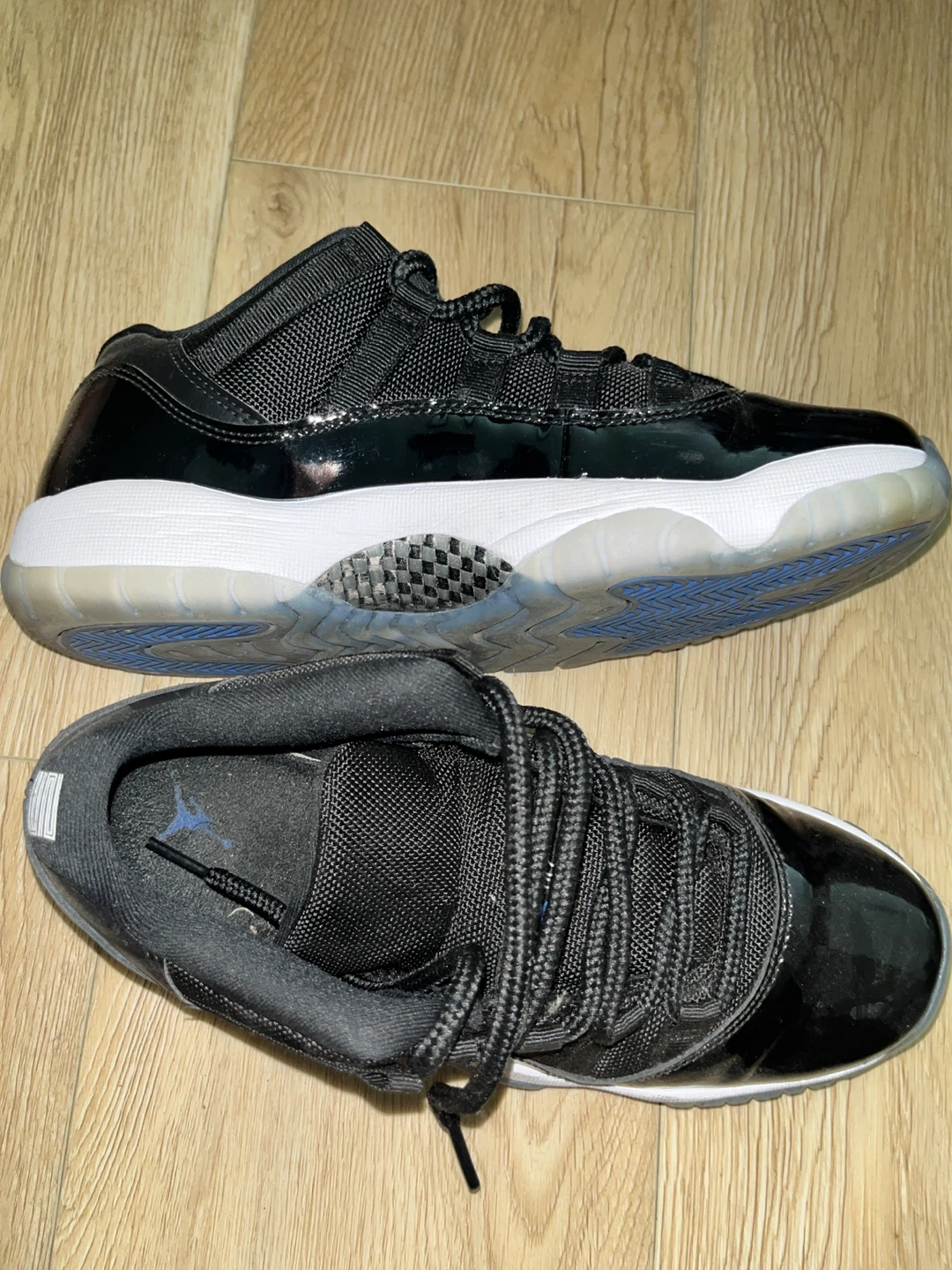 Air Jordan 11 Retro Low "Black Cement" Big kids 7