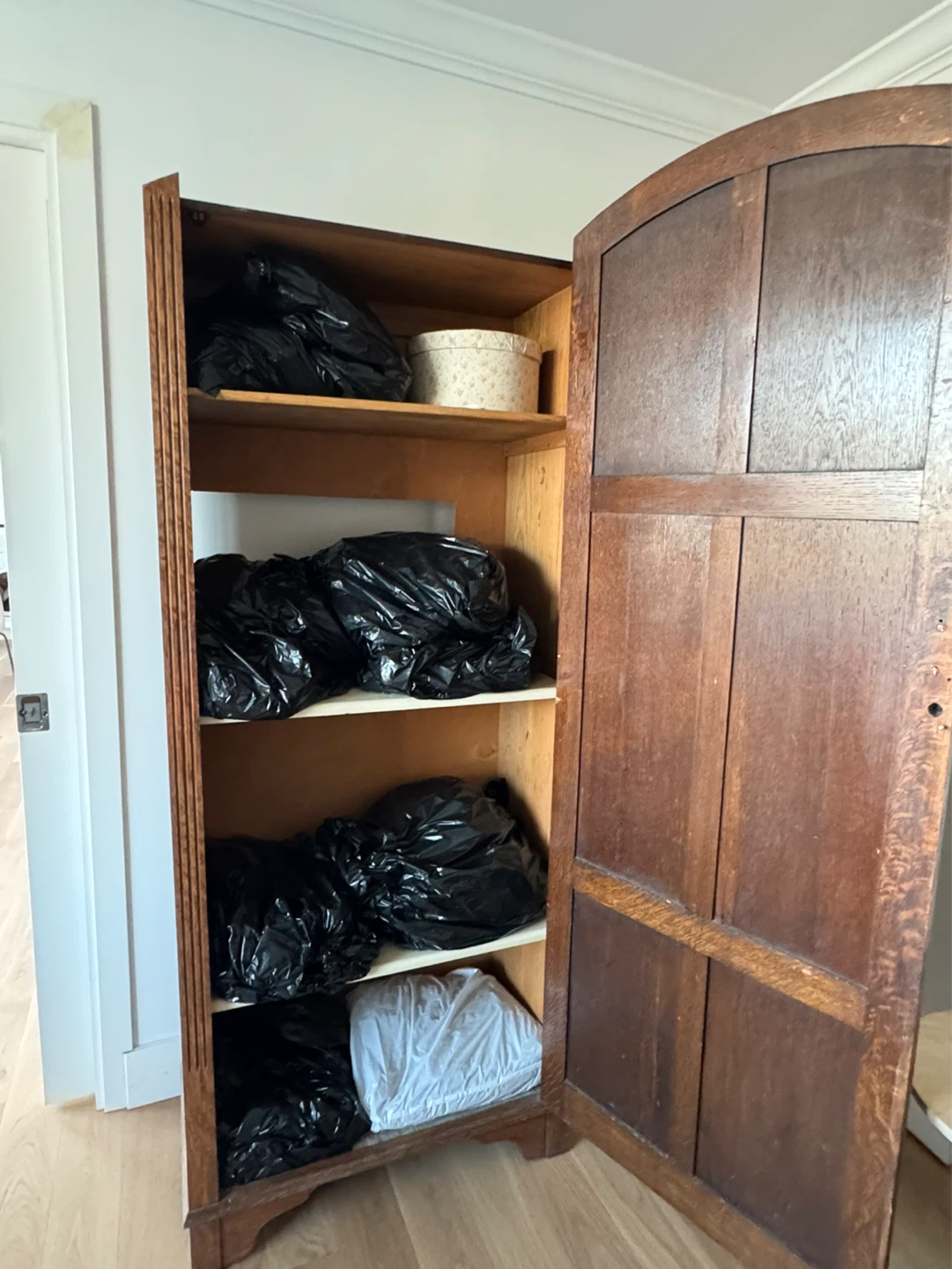 Arched Armoire - photo 3