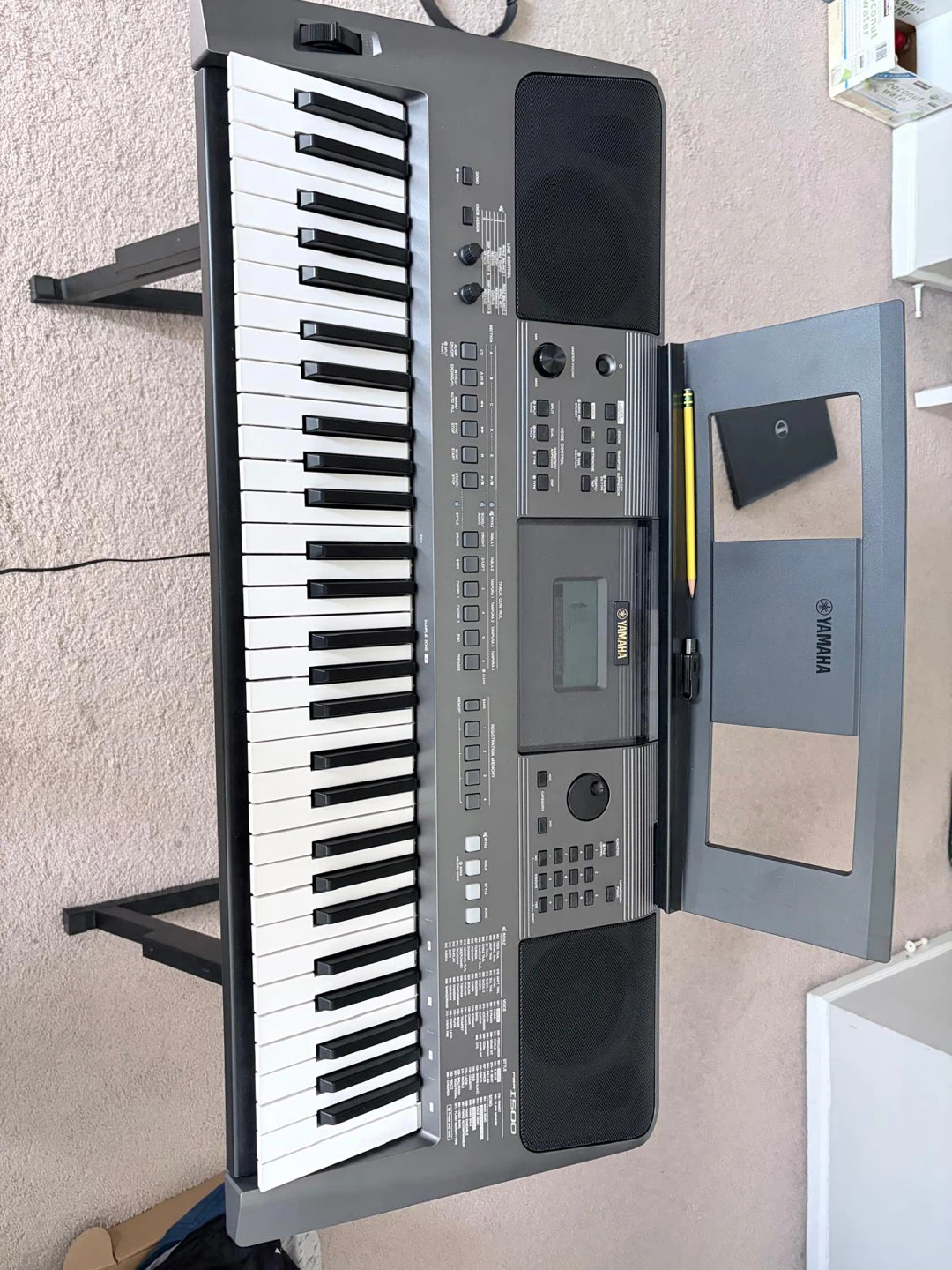 Yamaha PSR-E373 Keyboard - photo 2