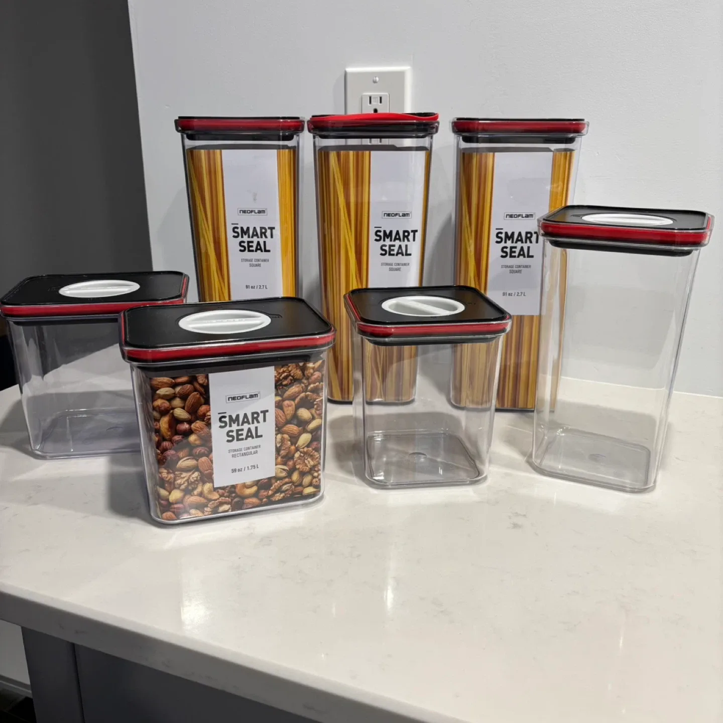 Neoflam smart seal containers storage