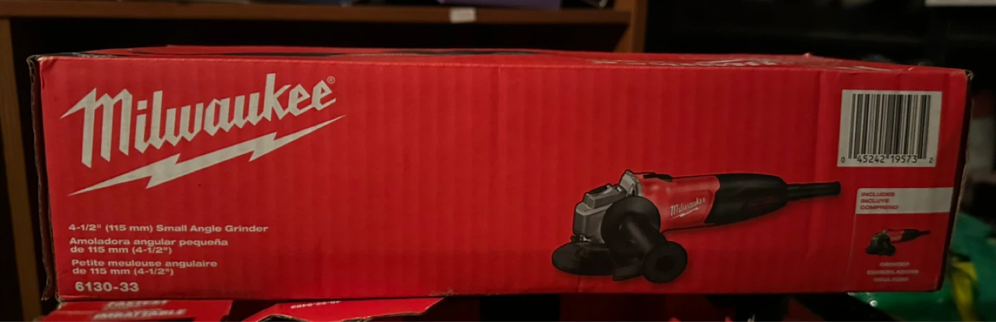 Milwaukee 4-1/2" Small Angle Grinder 6130-33 - photo 3