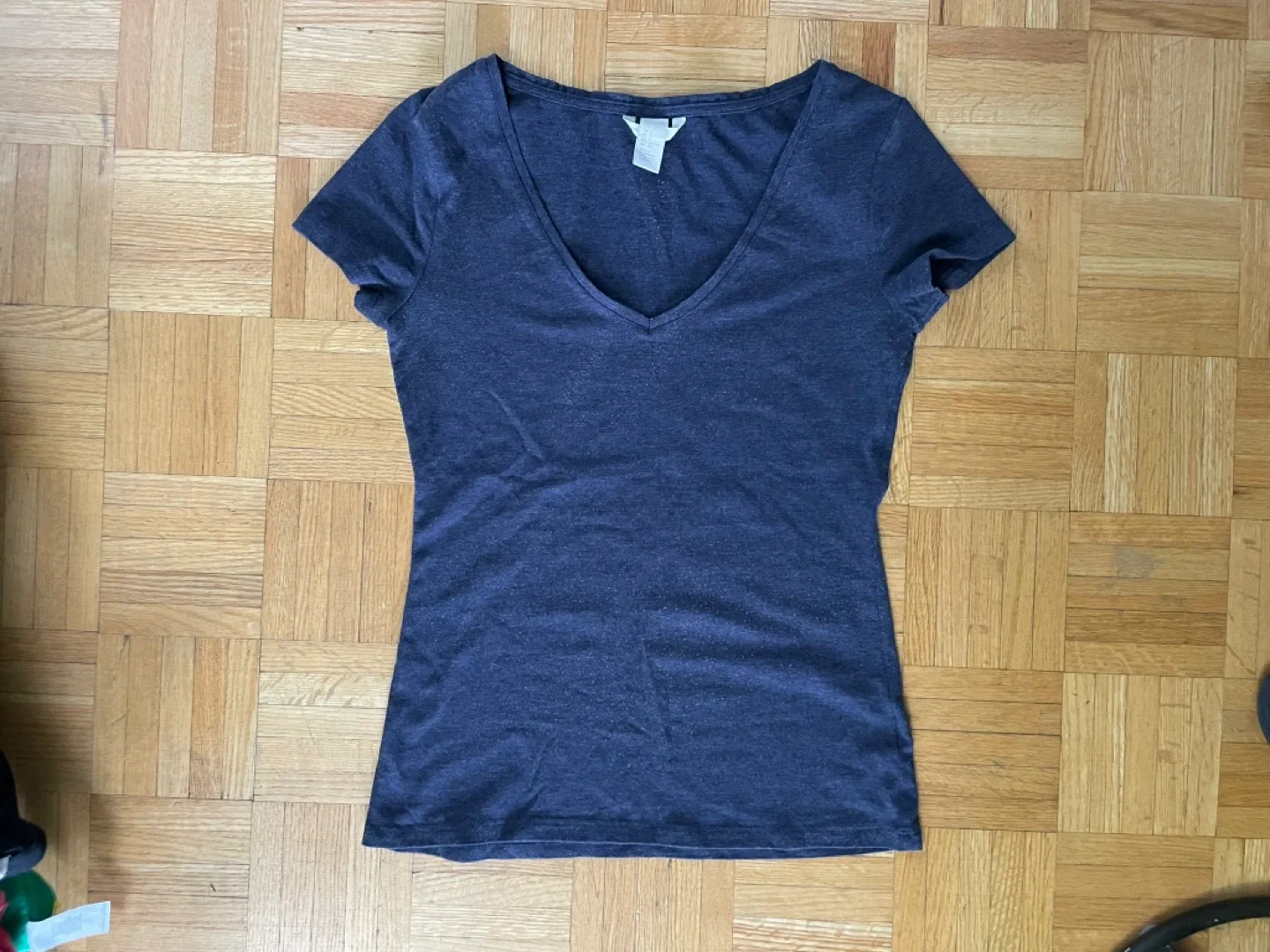 H&M V-Neck T-Shirt - Size S - Navy