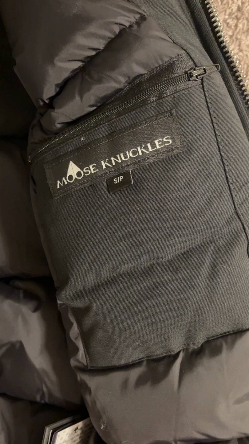 Moose Knuckles Bomber Jacket - photo 2