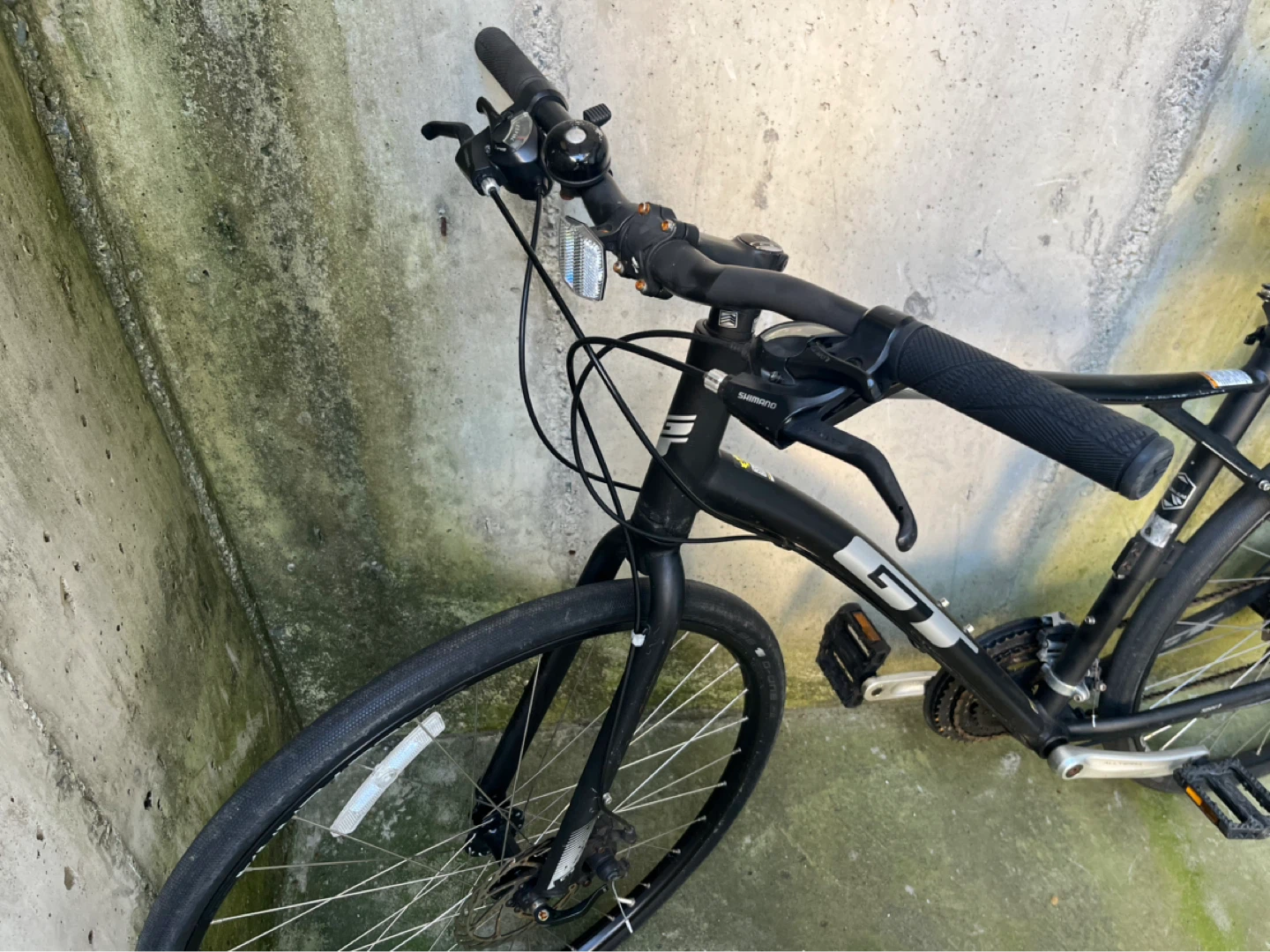 GT Sport Hybrid Bike - photo 2