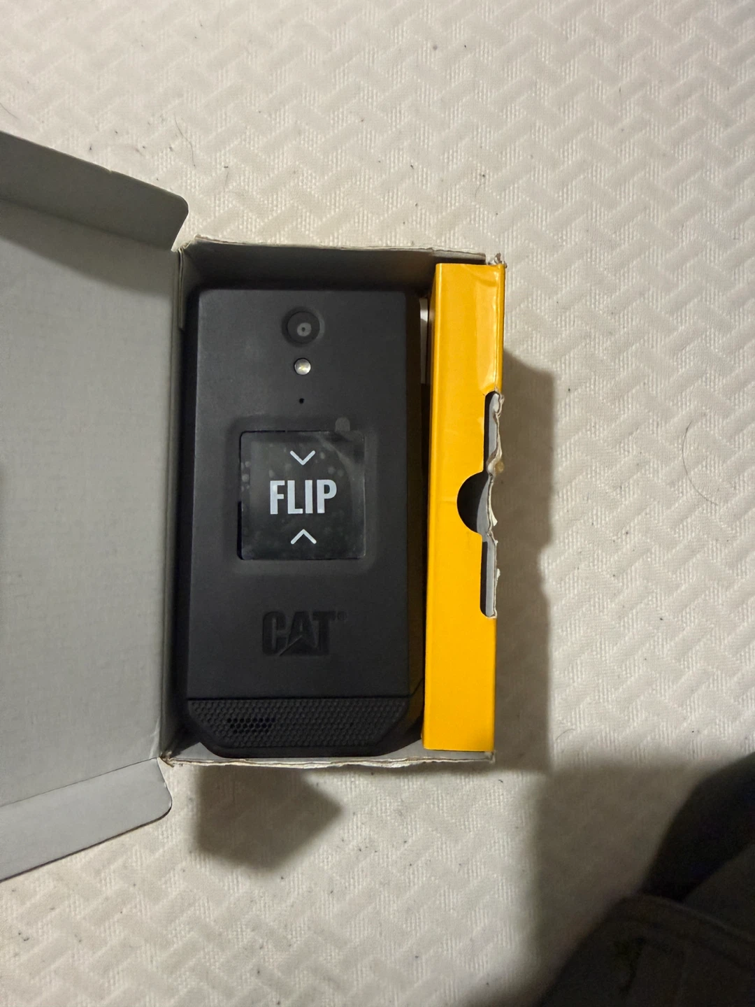 CAT S22 Flip Rugged Phone - photo 3