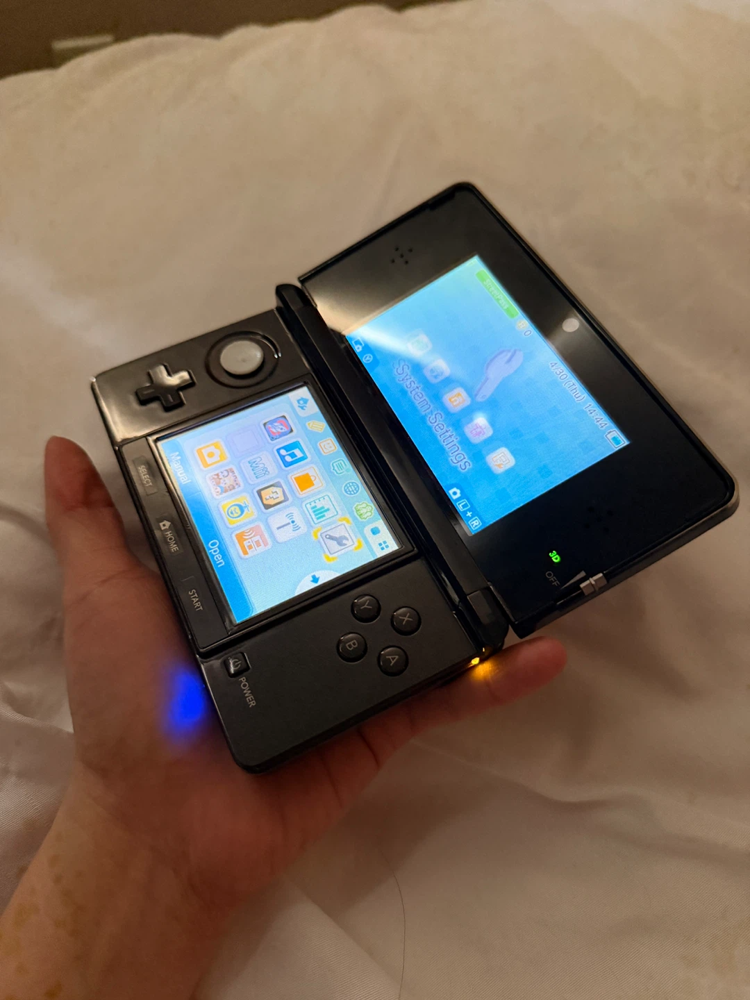 Nintendo 3DS - Black - photo 2
