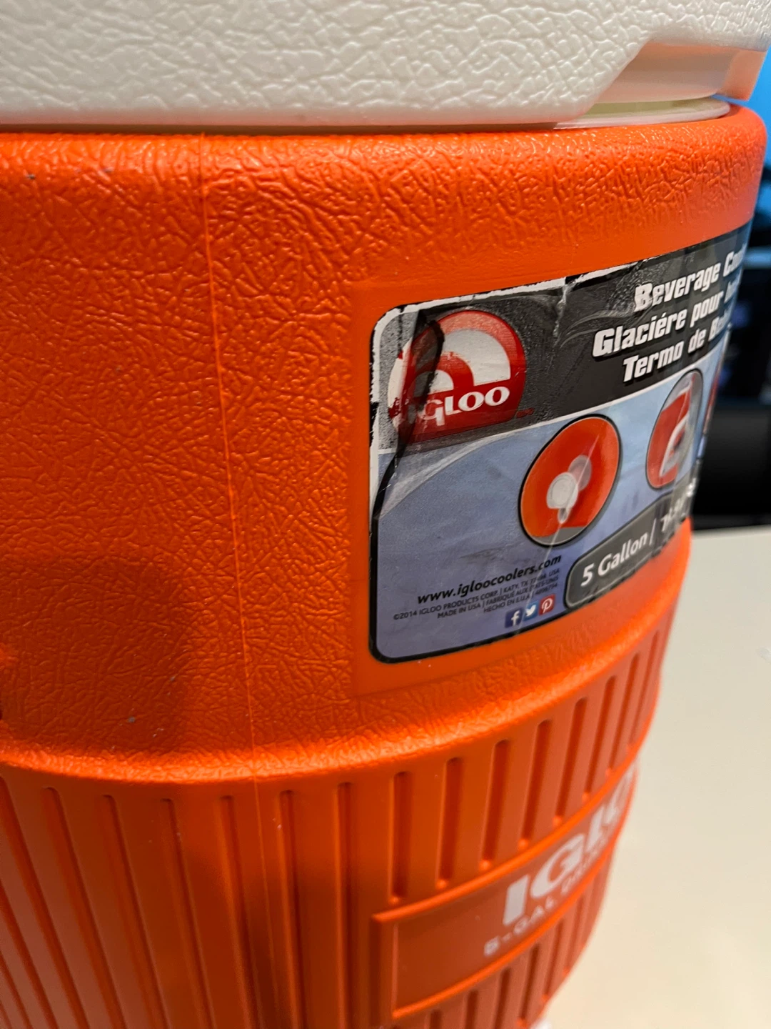 Igloo 5 Gallon Seat Top Water Cooler - photo 5