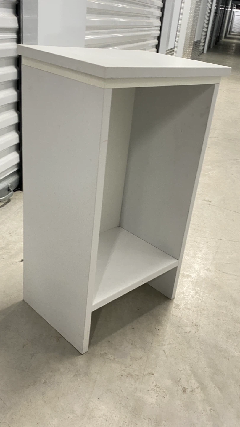 White Shelf/ side table - photo 3