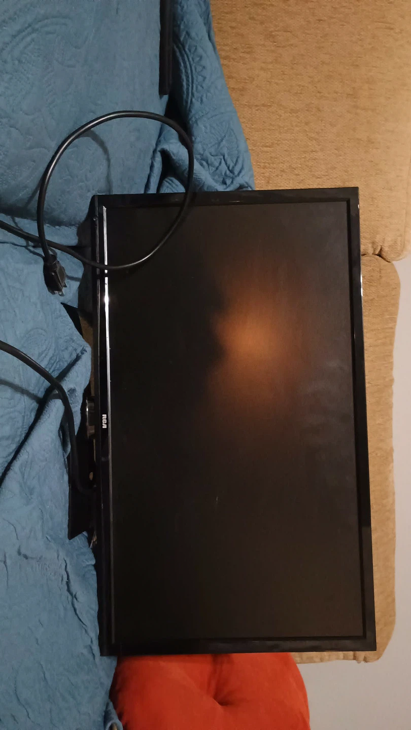 24 Inch TV
