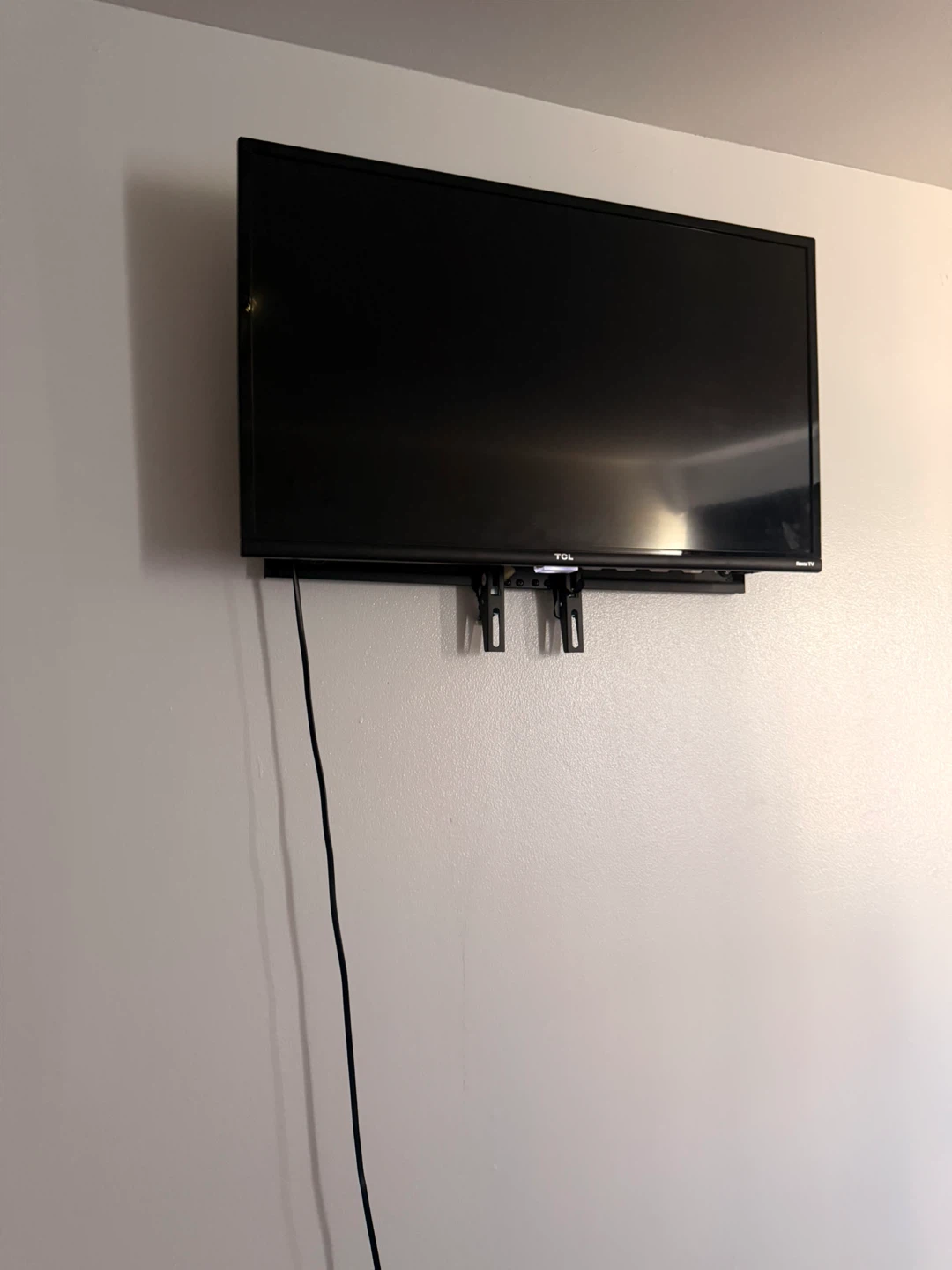 TCL 32" Smart TV