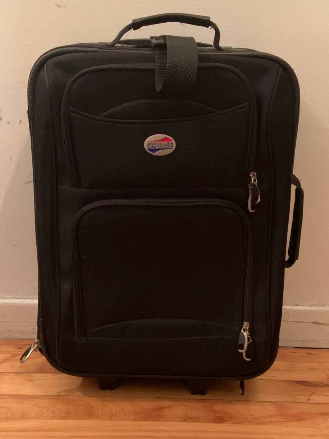 American Tourister Carry On Rolling Suitcase - photo 2