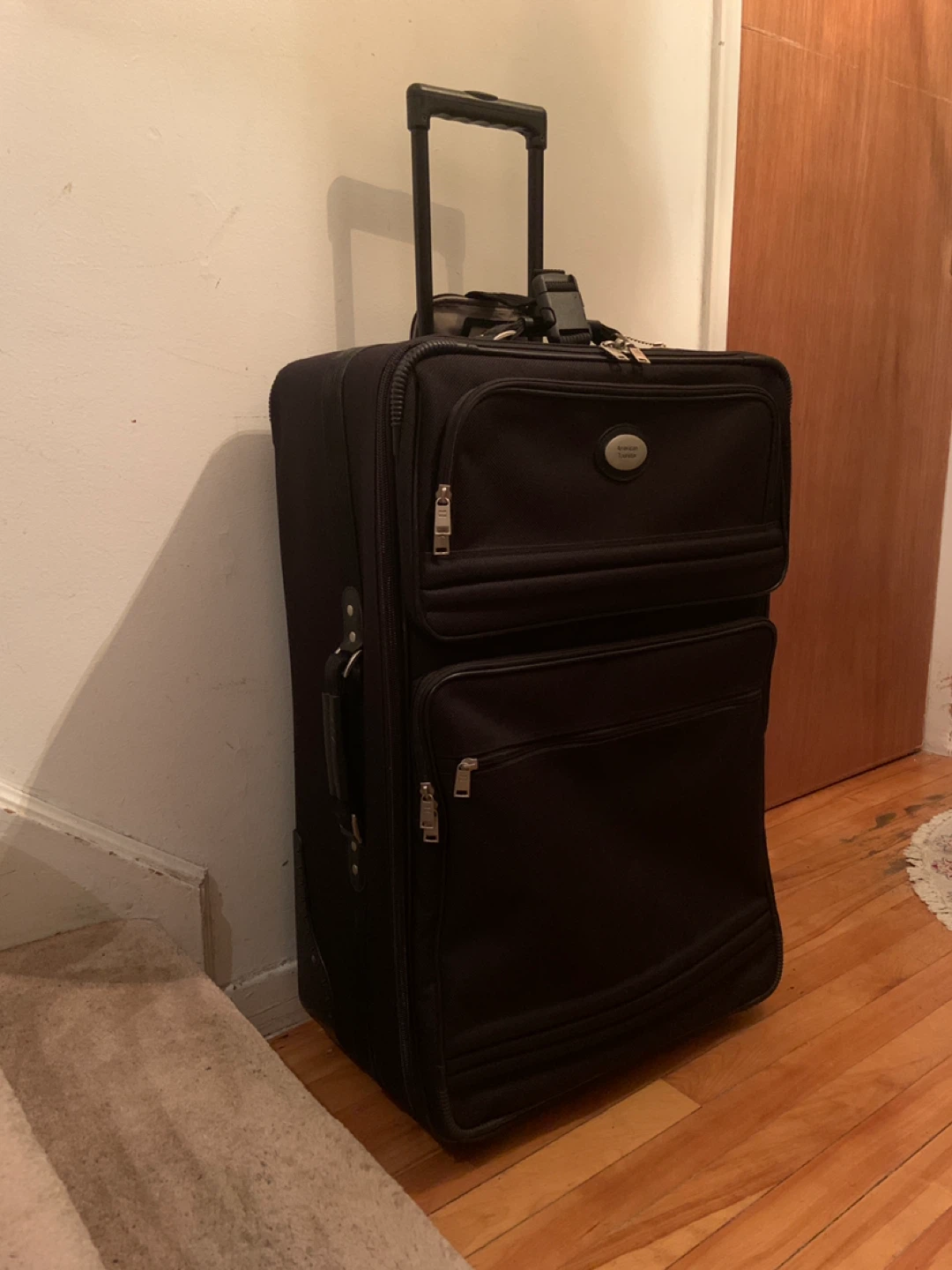 American Tourister Large Rolling Suitcase - photo 3