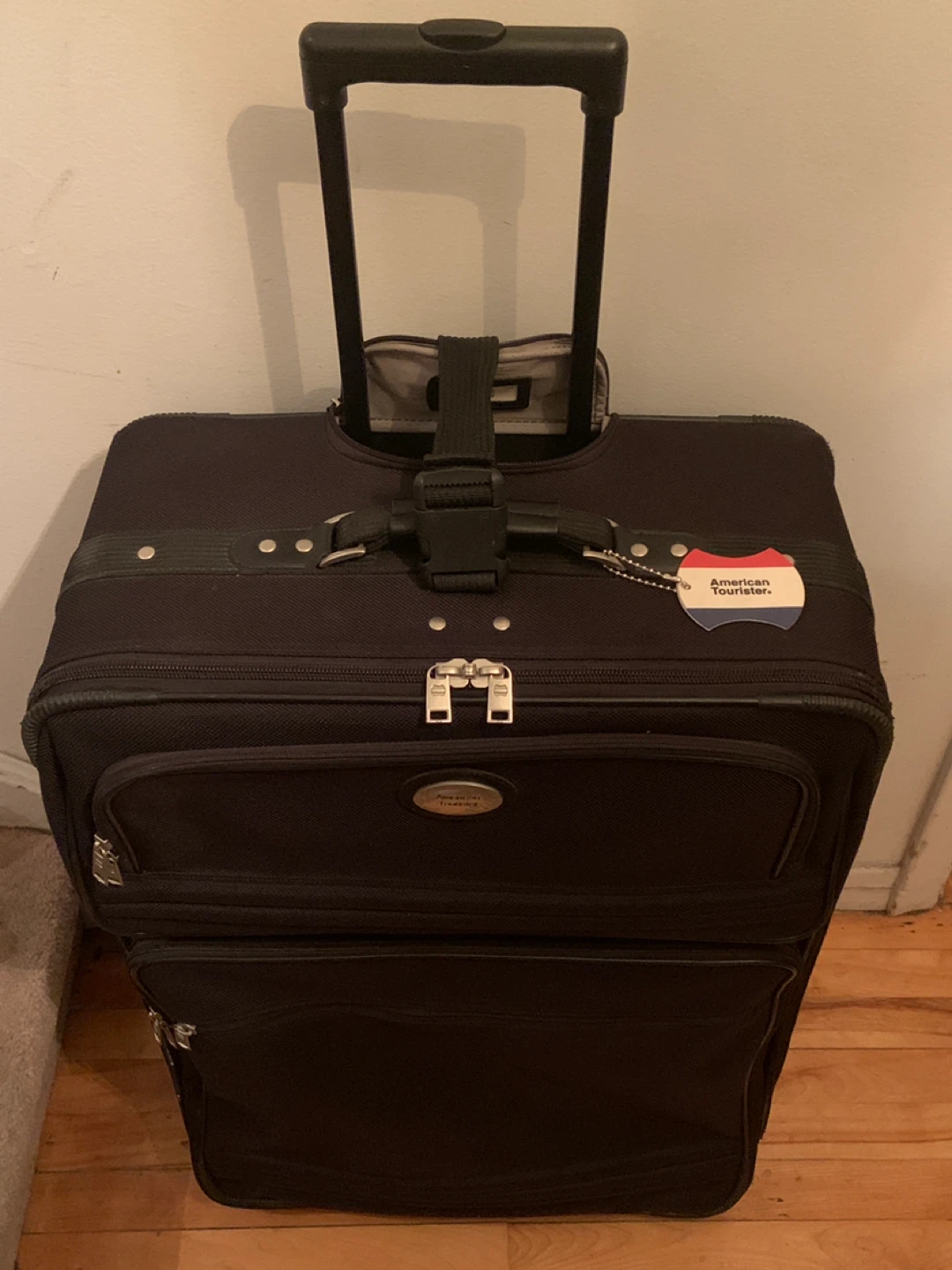 American Tourister Large Rolling Suitcase - photo 2
