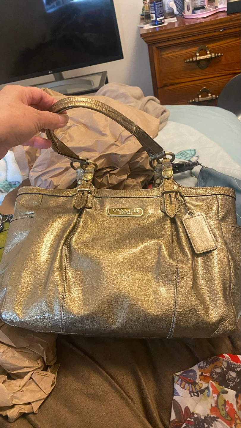 Coach Metallic Gold Leather Tote Bag - photo 4