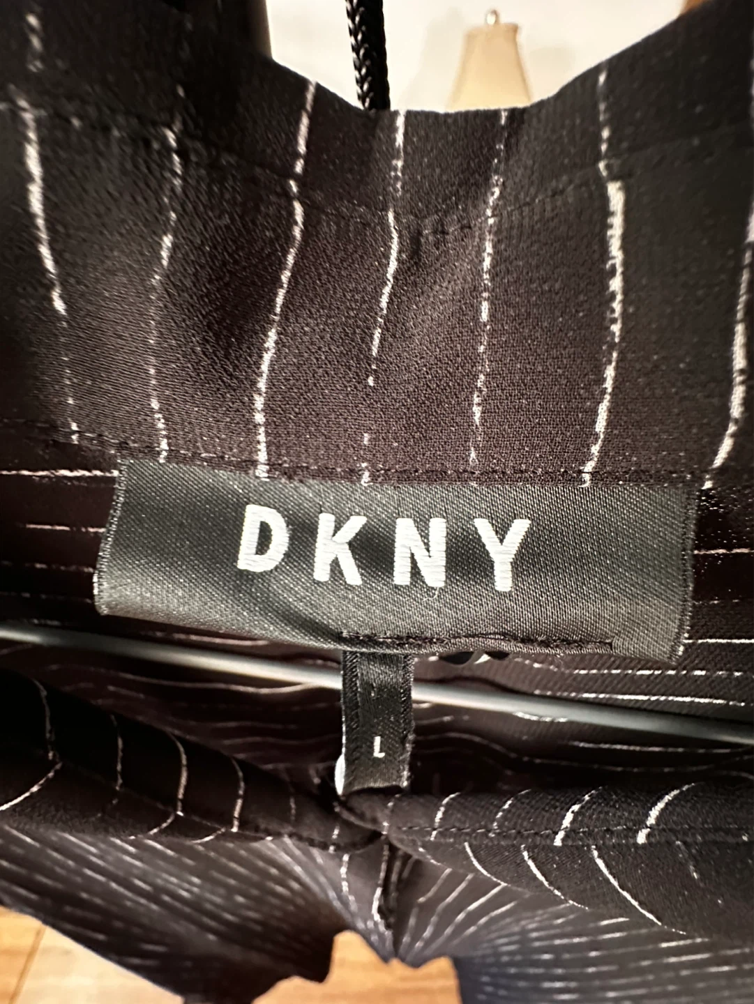 DKNY Women's Black Pinstripe Long Sleeve Button-Up Shirt Size L - photo 3