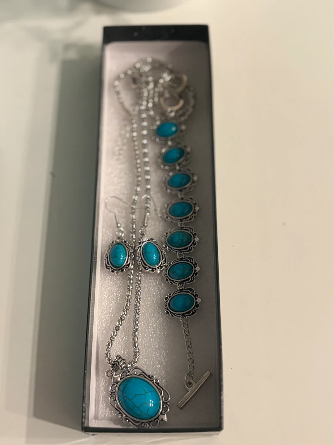 Turquoise Necklace, Bracelet, and Earrings Set - photo 4