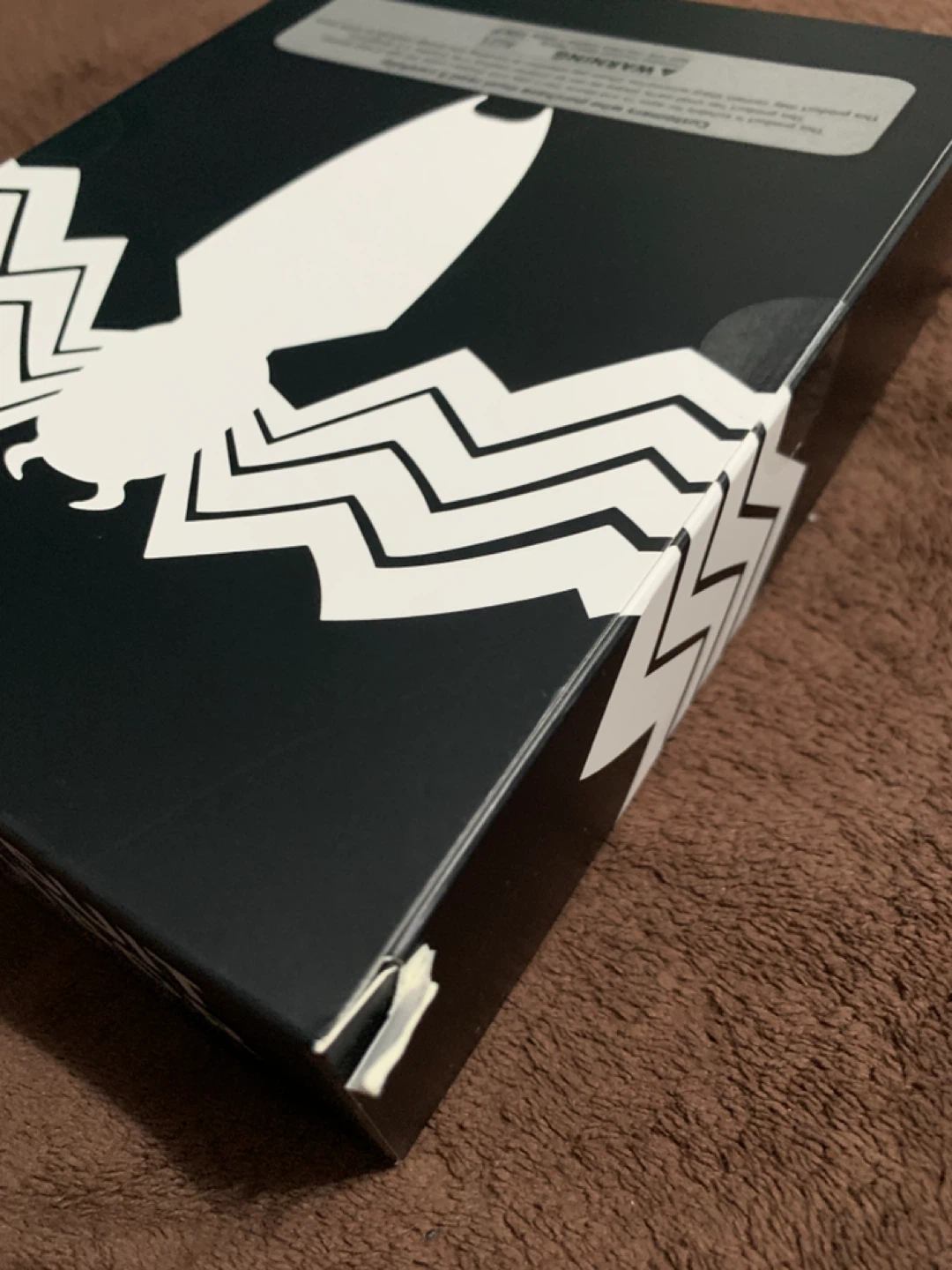 Mess Toys Black Suit Neighbor Symbiote Spider-Man 1/12 Scale - photo 3