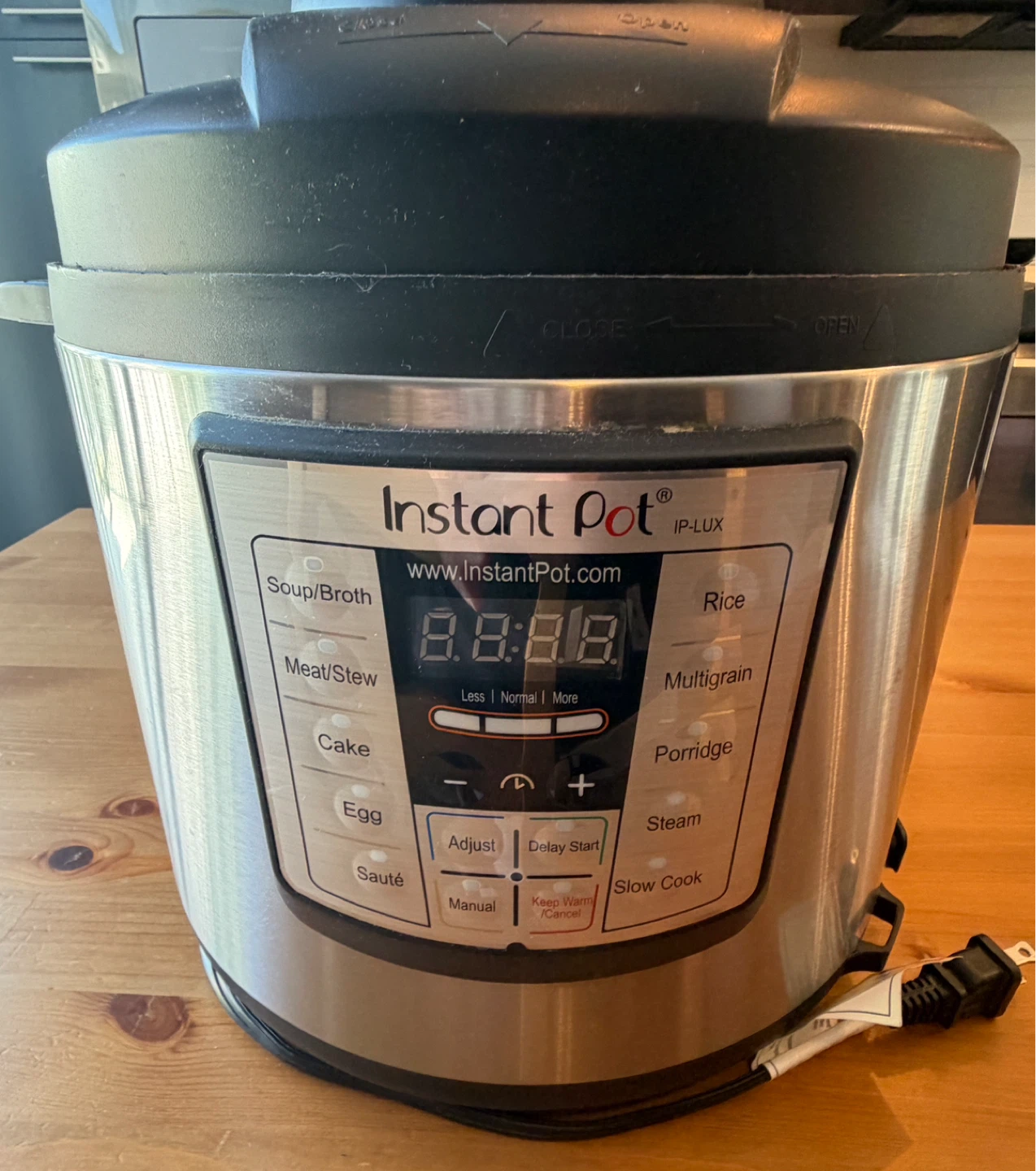 Programmable Electric Pressure Cooker - photo 3