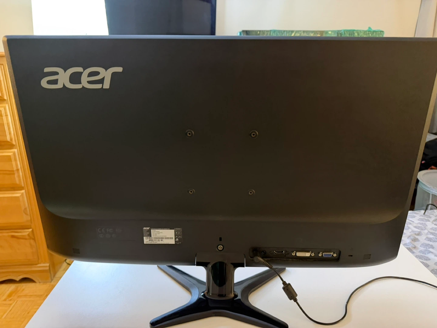Acer LED Monitor - photo 2