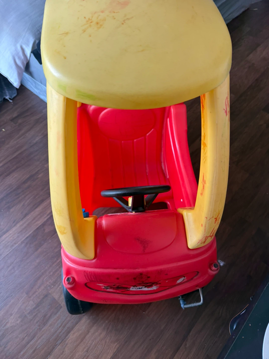 Little Tikes Cozy Coupe Ride-On Toy Car - photo 4