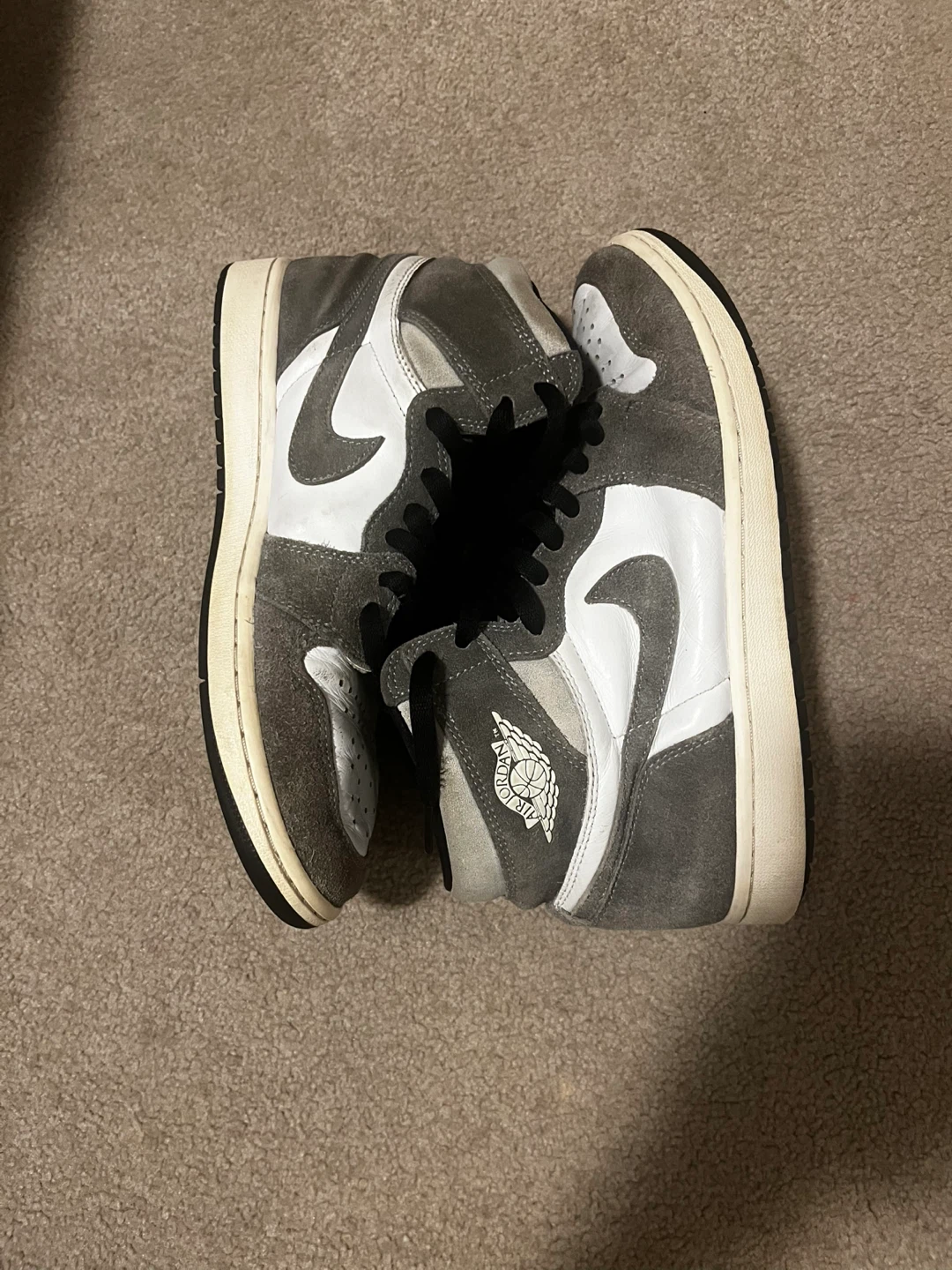 Air Jordan 1 High OG "Grey" Sneakers - photo 2