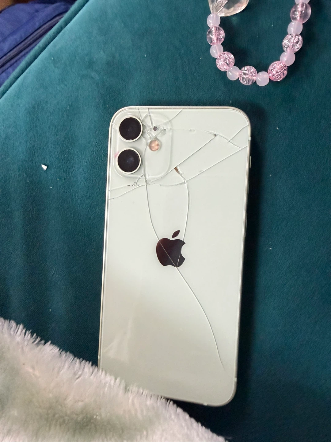 Cracked Back iPhone 12 mini - photo 3