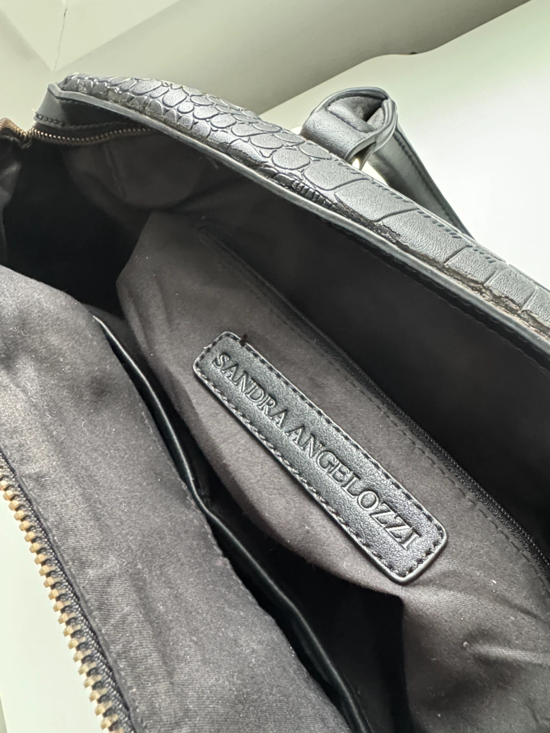 Sandra Angelozzi Black Faux Croc Handbag - photo 3