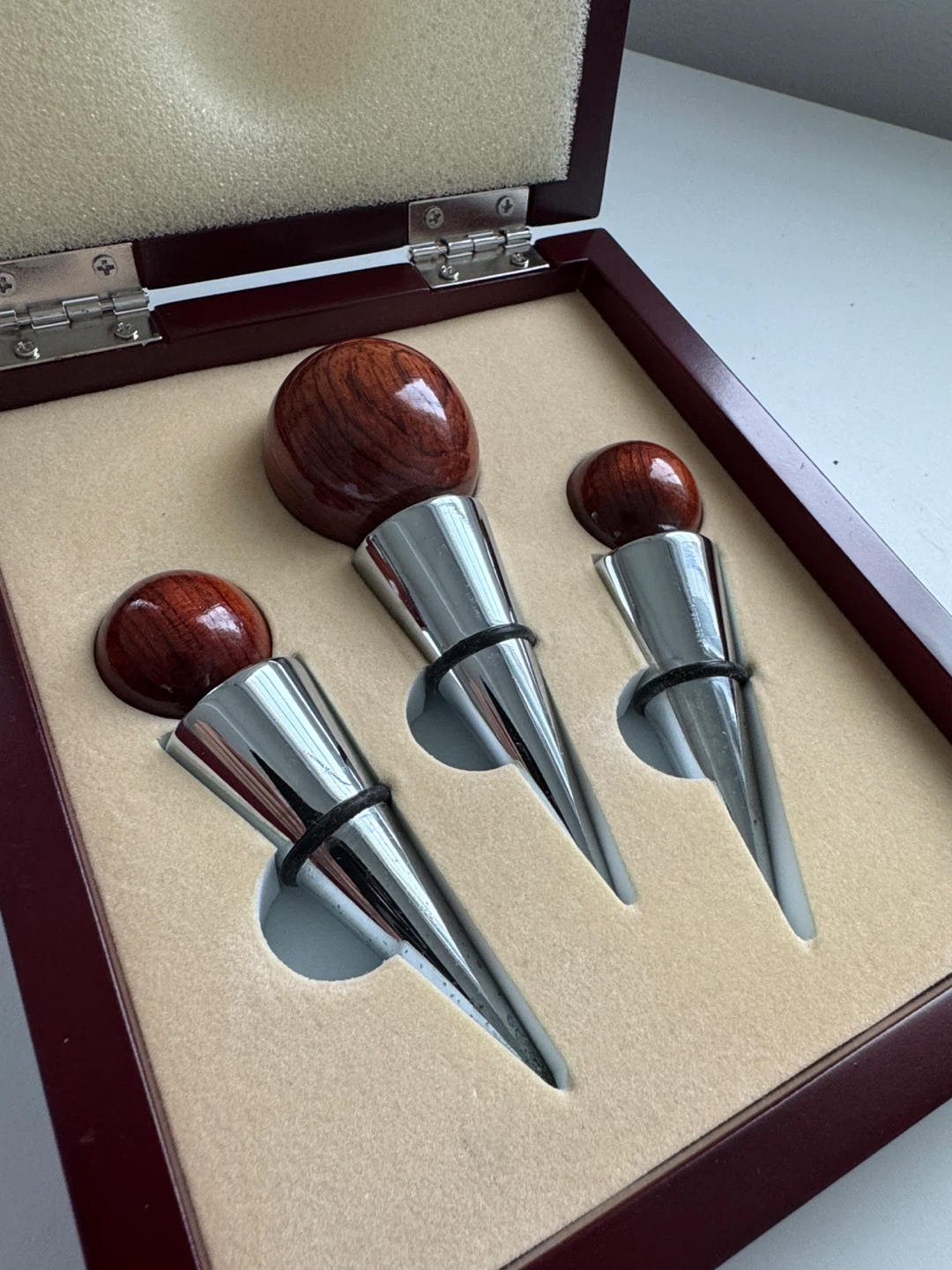 Set of 3 Wood and Chrome Wine Stoppers - photo 2
