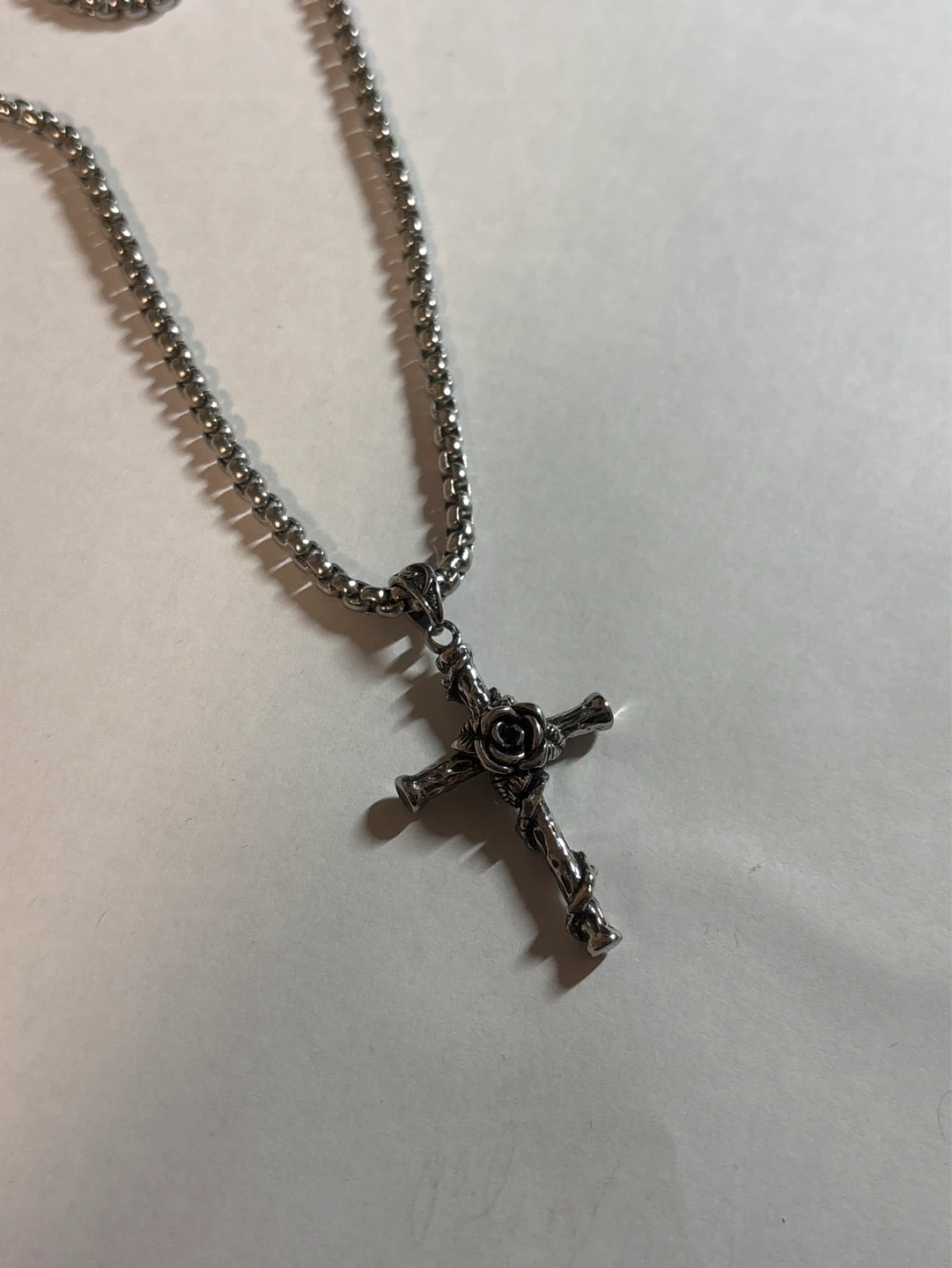 Cross and Rose Necklace - photo 3