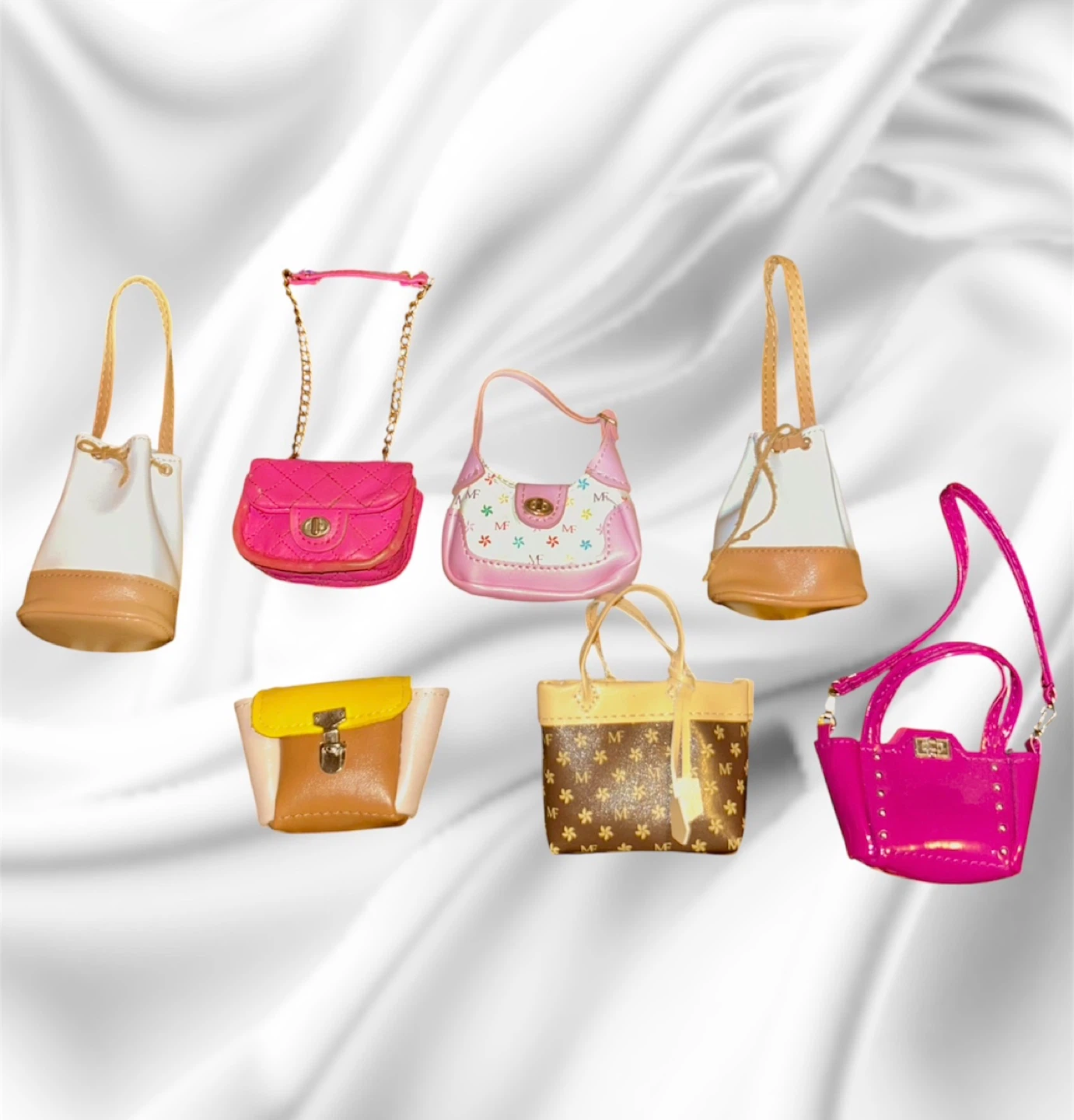 Mini Brands Mini Fashion Set of 7 Doll Handbags