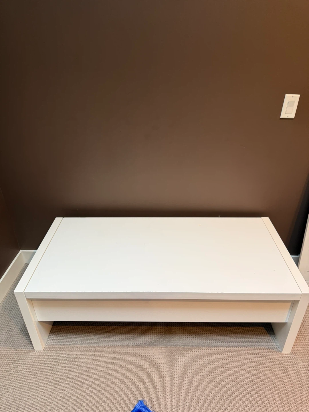 White Lift-Top Coffee Table with Storage - photo 2