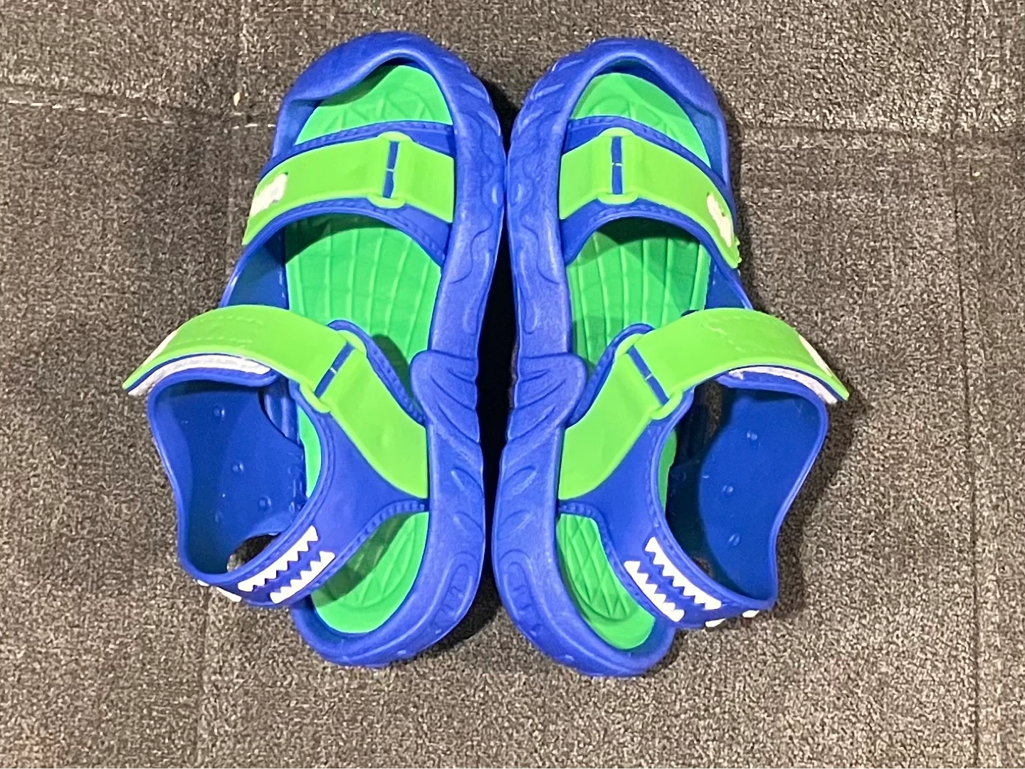 Kids Blue Dino Sandals Size 7 - photo 3