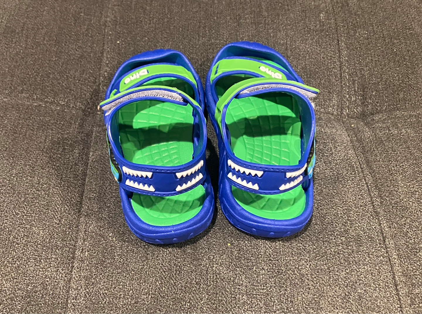 Kids Blue Dino Sandals Size 7 - photo 2