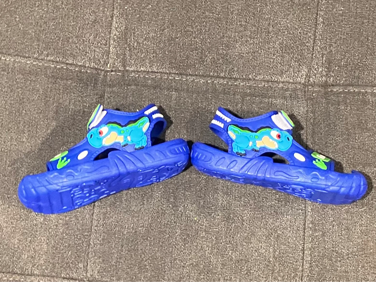Kids Blue Dino Sandals Size 7 - photo 4
