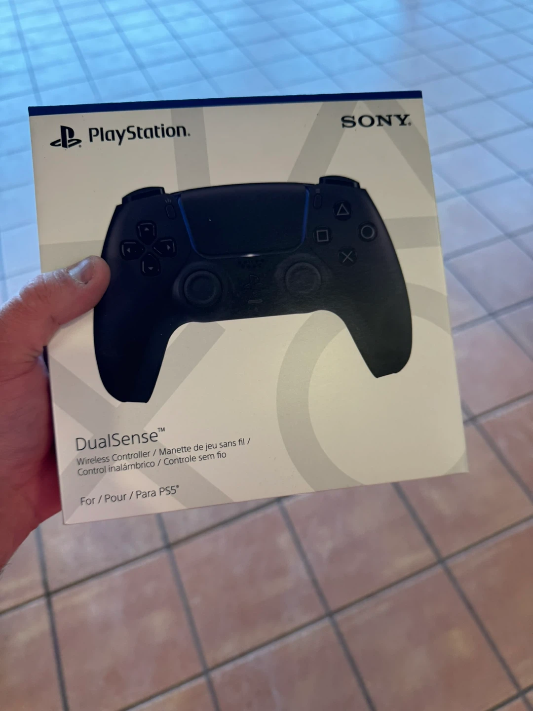 Sony PS5 Console Disc Edition with 2 controllers - photo 3