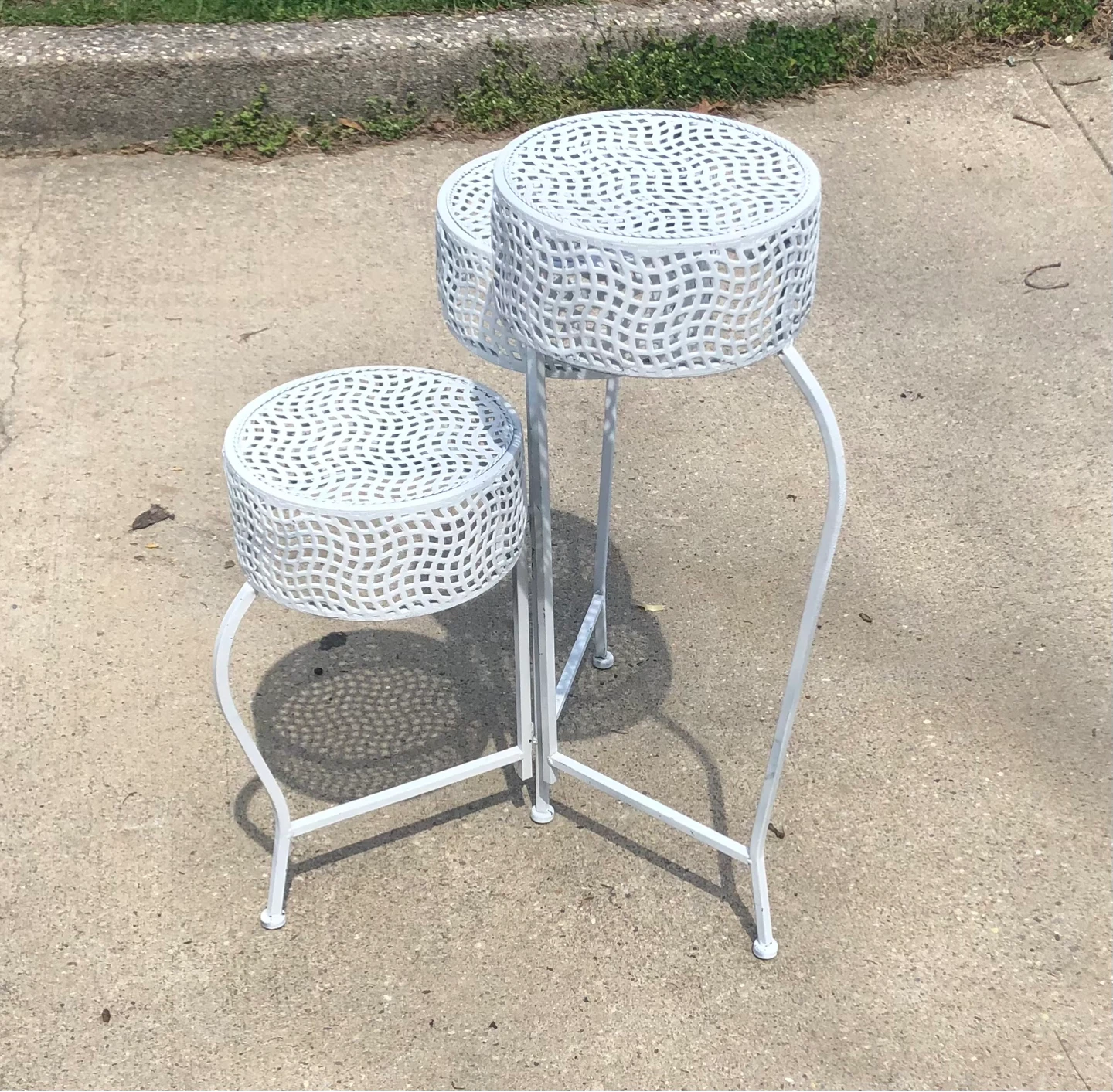 White Metal Tiered Plant Stand - photo 2