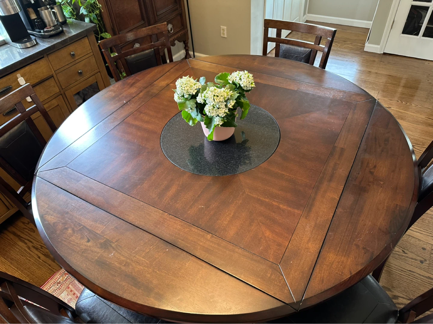 Extendable Dining Table with 6 Chairs - photo 3
