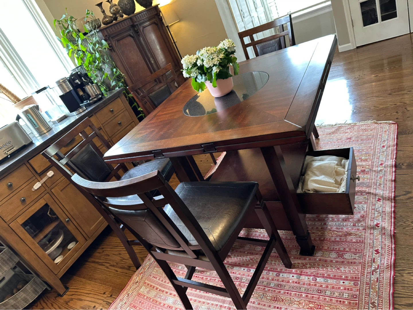 Extendable Dining Table with 6 Chairs - photo 4