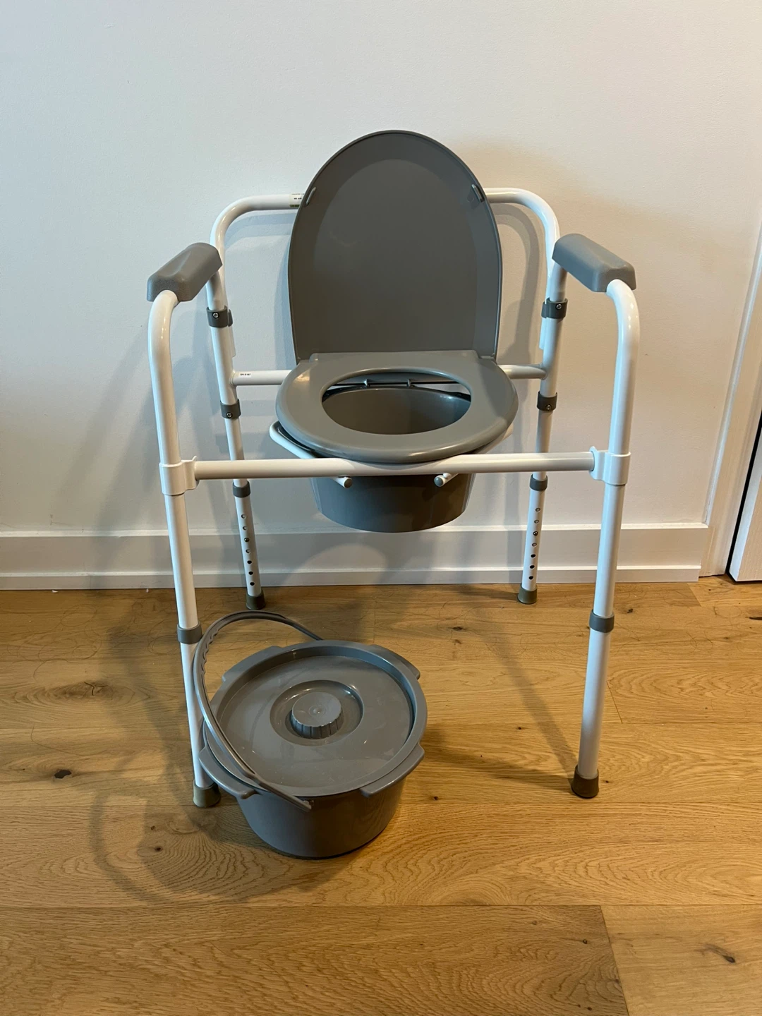 Folding Commode