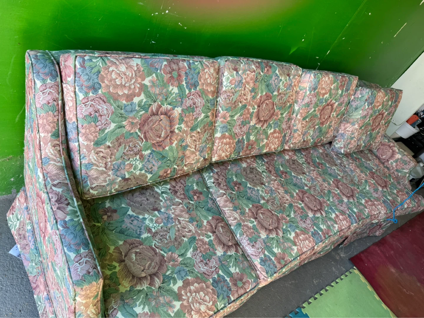 Floral Sofa - photo 2